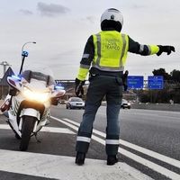 La DGT agradece el descenso de accidentes en 2019, pero prepara un gran dispositivo para vigilar las carreteras en Navidad