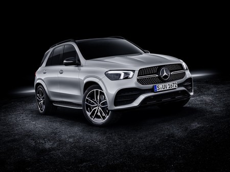 El Mercedes-Benz GLE 580 4Matic es un nuevo SUV microhíbrido con motor V8 de 490 CV