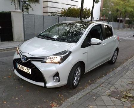 El Toyota Yaris hybrid 2015 a prueba: Interior y experiencia al volante