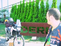 Las vacaciones de Moto 22, Derbi-Cadaqués