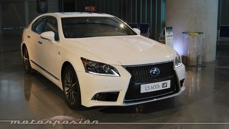Lexus LS 600h F Sport