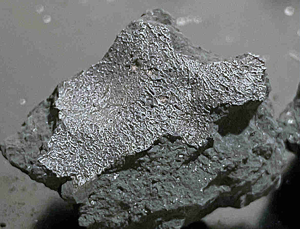 Un vecino de Nueva Jersey guardó los restos de un meteorito en tarros de cristal. Ese gesto nos ha dado nuevas pistas del origen de la vida en la Tierra