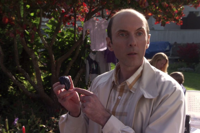 Uno de los mejores episodios de Stargate SG-1 lo protagonizó "Homer Simpson". Bueno, su mítico actor de doblaje en inglés