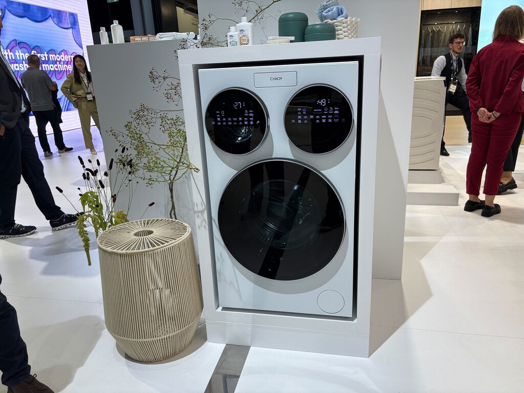 Parece una cámara de smartphone gigante, pero es lo último en lavadoras con hasta tres tambores para lavar la ropa 