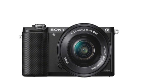 Sólo hoy y mañana, la Sony α5000 con objetivo 16-50mm por 379,90 euros en Fnac