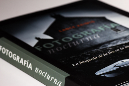 "Fotografía Nocturna" de Lance Keimig