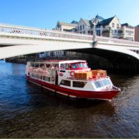 Excursión en barco para contemplar York, la capital del norte