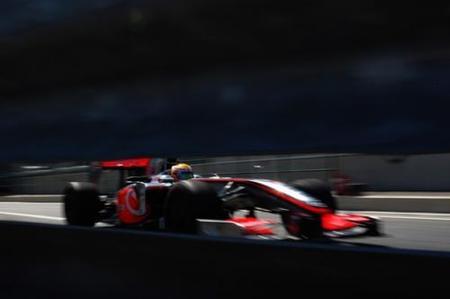Los McLaren-Mercedes marcan el paso en Hungaroring