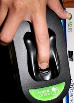 El dedo sustituirá a la tarjeta de crédito