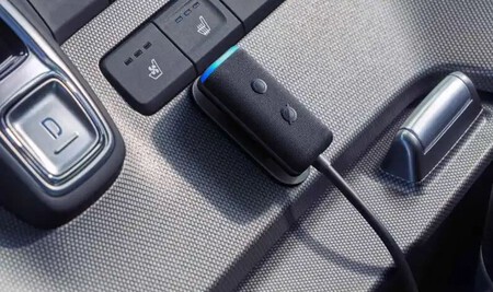 Amazon Echo Auto 2ª generación en oferta por Navidad