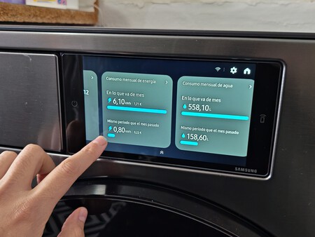 La pantalla vuelve a ser, de nuevo, la gran protagonista | Imagen: Xataka