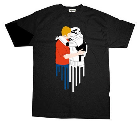 La camiseta que sacó a los Stormtrooper de Star Wars, fuera del armario