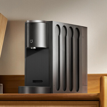 Xiaomi se marca una cafetera que no parece Xiaomi: hace café en 25 segundos, tiene soporte magnético para las cápsulas y mucho más