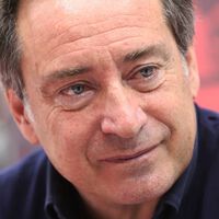 Sito Pons responde emocionado y orgulloso a toda la polémica sobre su hijo Axel, que recorre Pakistán descalzo 