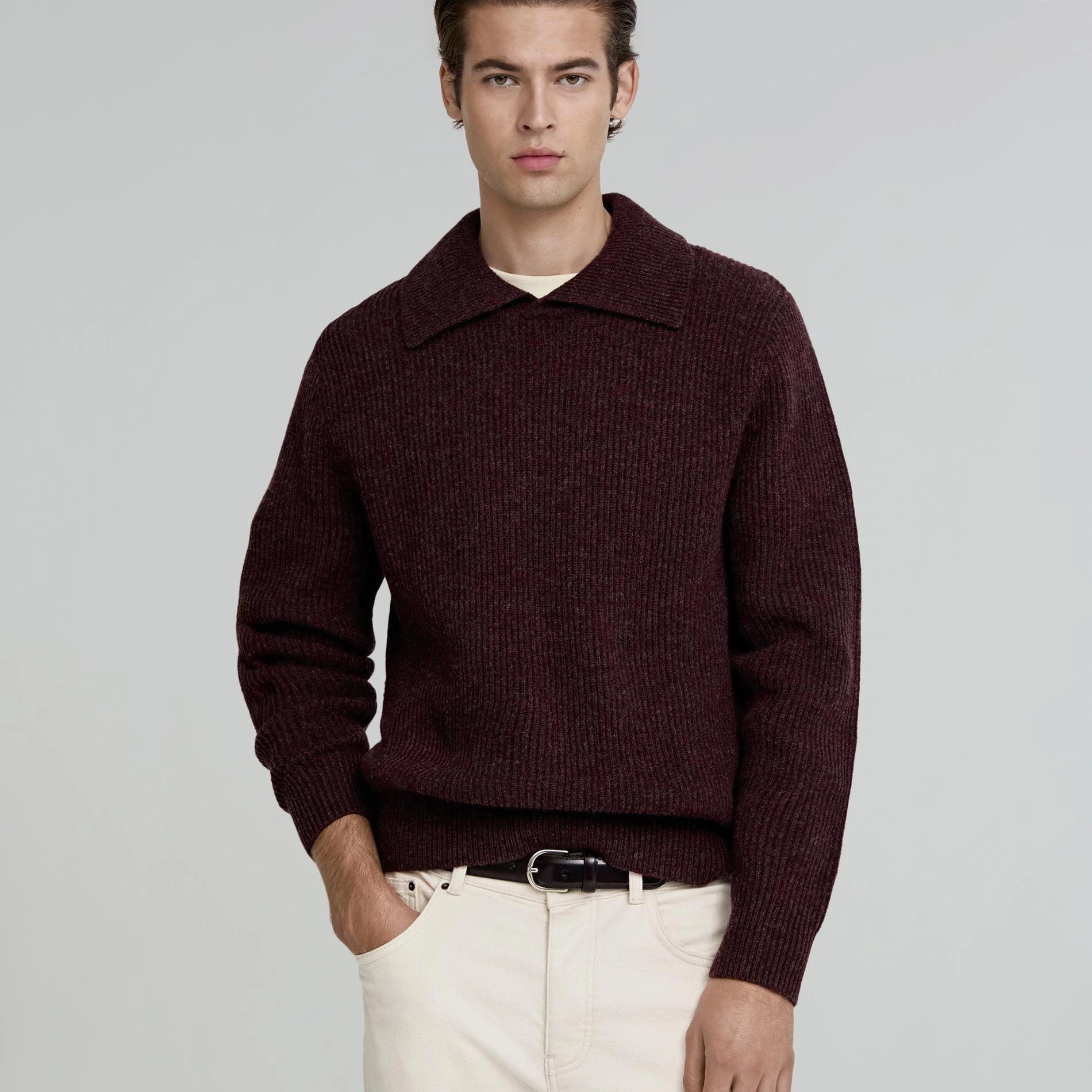 Jersey de hombre de lana merino con cuello con solapas