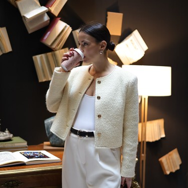 Las nuevas zapatillas de Nike son color cacao y quedan genial con los looks más sofisticados del otoño