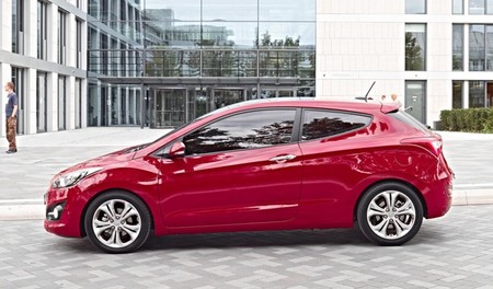 Hyundai i30 tres puertas, ya a la venta en España