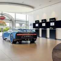 Ya puedes configurar tu Bugatti Chiron en el mayor concesionario de su historia: tenía que ser Dubái