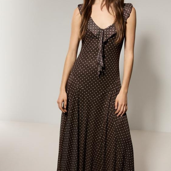 Vestido midi volantes mesh

