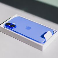 La psicología detrás de la caja de un iPhone. Hasta el olor es marketing ideado por Steve Jobs y Jony Ive