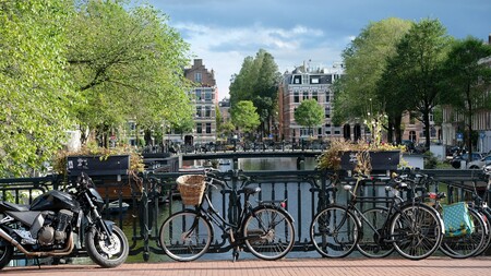 Amsterdam planea prohibir el acceso de turistas a los Coffee Shops