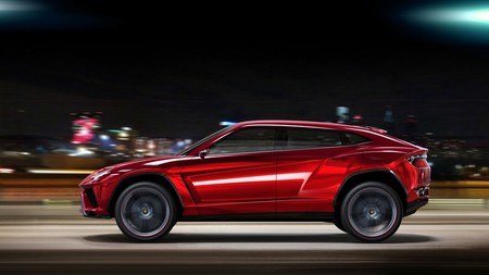 Lamborghini Urus Lateral