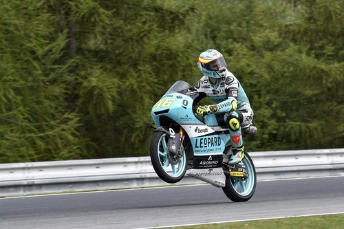Espectacular victoria de campeón para Joan Mir en Moto3, una victoria dedicada a Ángel Nieto