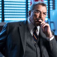 "Nadie quería irse". Tom Selleck sigue frustrado con la cancelación de 'Blue Bloods' pese a que el reparto aceptó bajarse el sueldo un 25% 