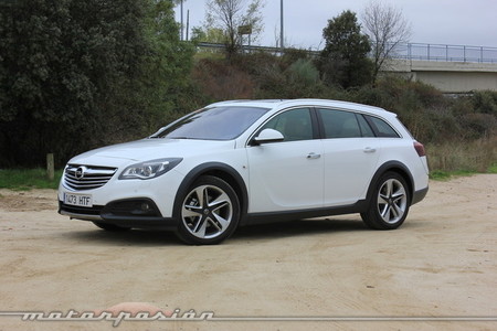 Opel Insignia Country Tourer