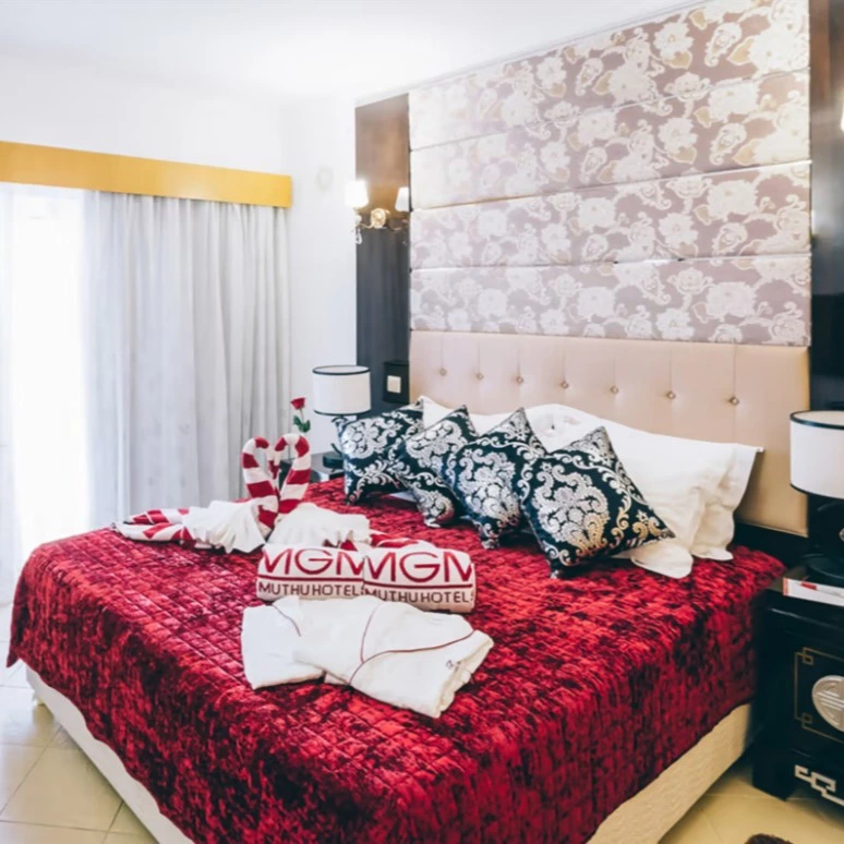 Vuelo + hotel en Grand Muthu Forte do Vale, Portugal
