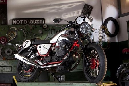 Moto Guzzi V7 Racer, ahora si que van en serio