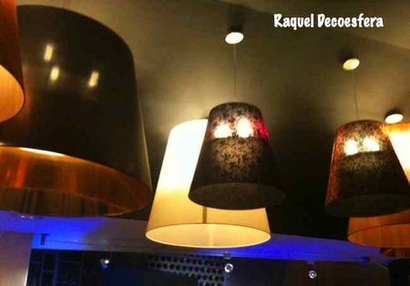 Hemos visto... un techo con muchas lámparas gigantes