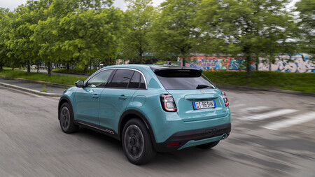 Fiat 600 Hybrid 2024 10