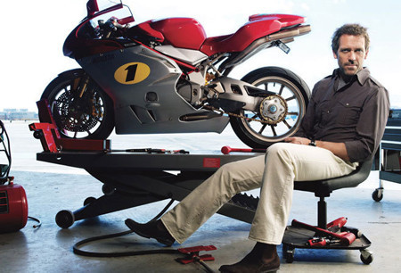 El Dr. House y su pasión por las motos