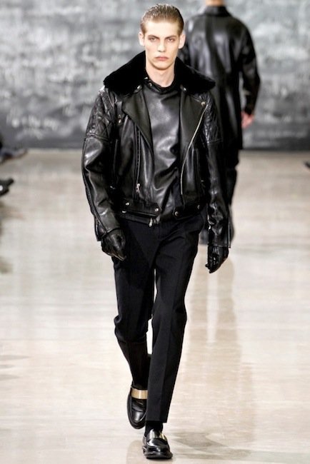 Yves Saint Laurent Otoño-Invierno 2012/2013 en la Semana de la Moda de París