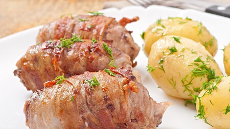 Cómo hacer pechugas de pollo rellenas verduras y queso crema, una opción fácil y económica para la cena de Año Nuevo