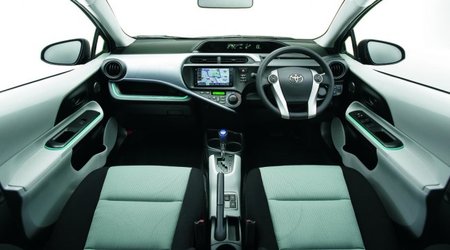 Toyota Aqua Interior