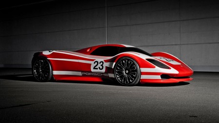 Porsche se imagina un 917 moderno y restaura el primer ejemplar del original por su 50 aniversario