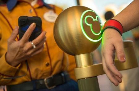 Los parques Disney sustituirán las entradas por pulseras