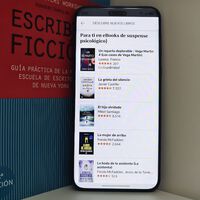 He reconvertido un móvil Android en mi sustituto del Kindle. Lo he conseguido con solo estas dos apps