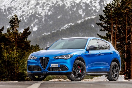Alfa Romeo Stelvio 2023