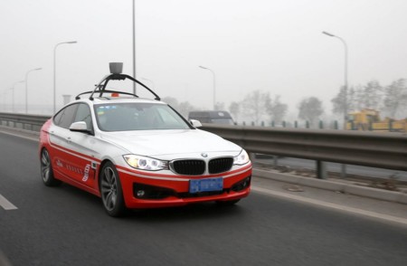Probar coches autónomos en China queda prohibido mientras no exista una normativa que lo regule