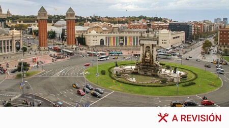 Cómo se debe entrar, circular y salir de una rotonda, según la DGT