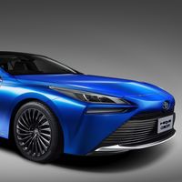 De patito feo a cisne: el nuevo Toyota Mirai será un coche de hidrógeno con un 30% más de autonomía y mucho más agraciado