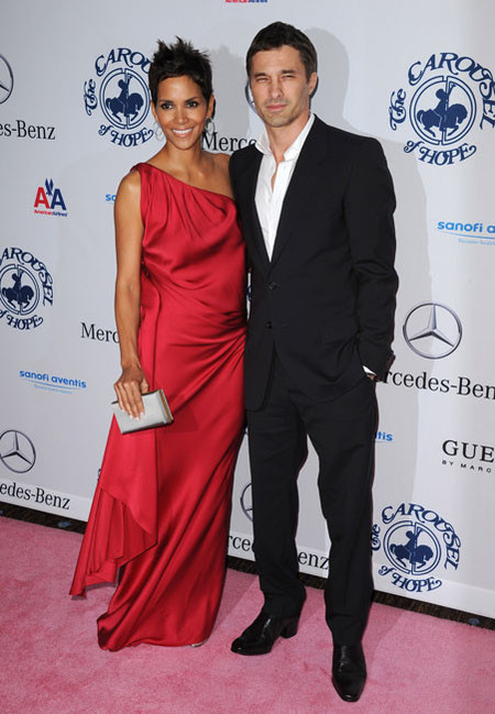 ¡Ya lo sabemos! Halle Berry y Olivier Martinez tendrán un niño
