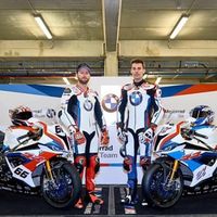 El equipo oficial de BMW en WSBK presenta sus motos para 2019 con Tom Sykes y Markus Reiterberger