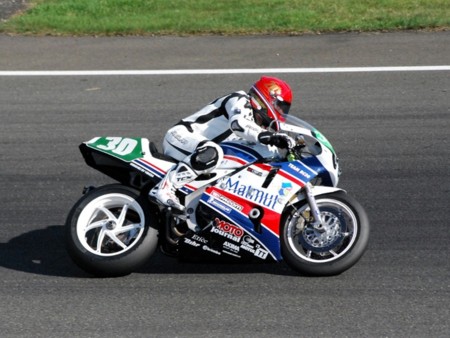 El día que una moto con veinte años sacó los colores al resto en las 24 Horas de Le Mans
