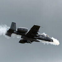 EUA enviam dezenas de caças A-10 ao Irã, indicando que a guerra entrará numa fase de ataques a distâncias mais curtas 