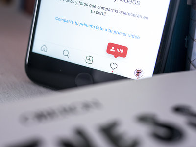 Hemos comprado seguidores falsos en Twitter, Instagram y Facebook y se nos ha quedado cara de tonto