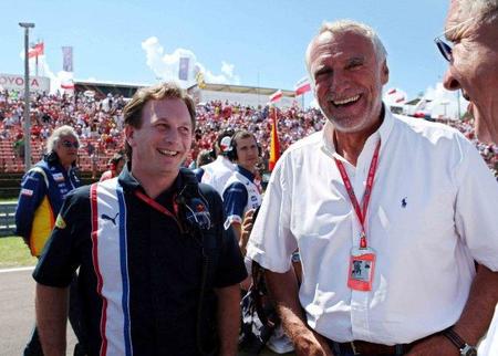 Dietrich Mateschitz no quiere favoritismos en Red Bull. Mark Webberi, sí tiene su favorito